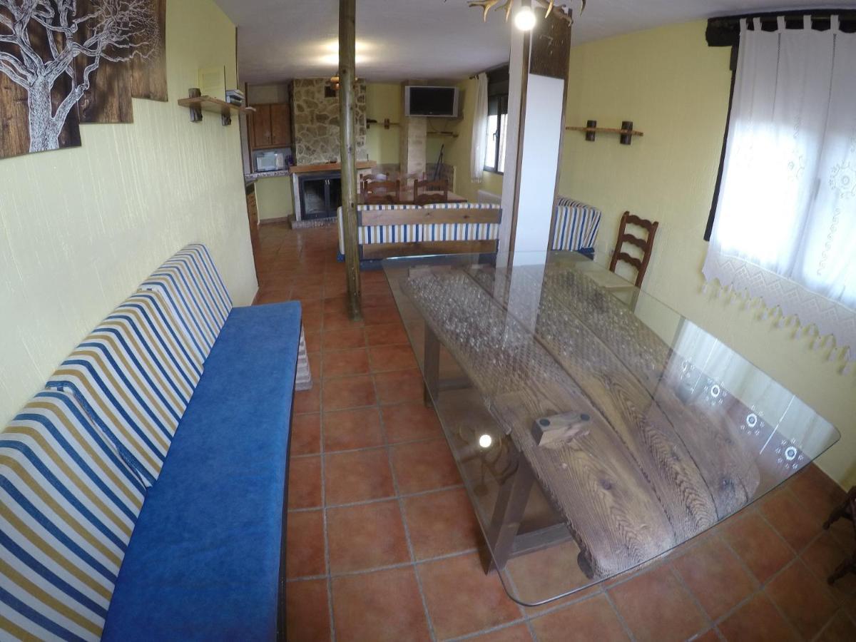 Fuente Del Gamellon Pensionat Buenache de la Sierra Exteriör bild